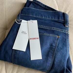 Hudson NWT Dark Wash super skinny ankle Krista